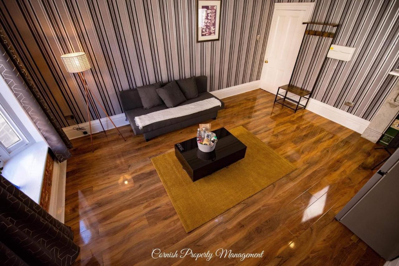 River Street Apartments トルーロー エクステリア 写真