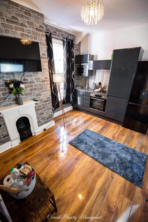 River Street Apartments トルーロー エクステリア 写真