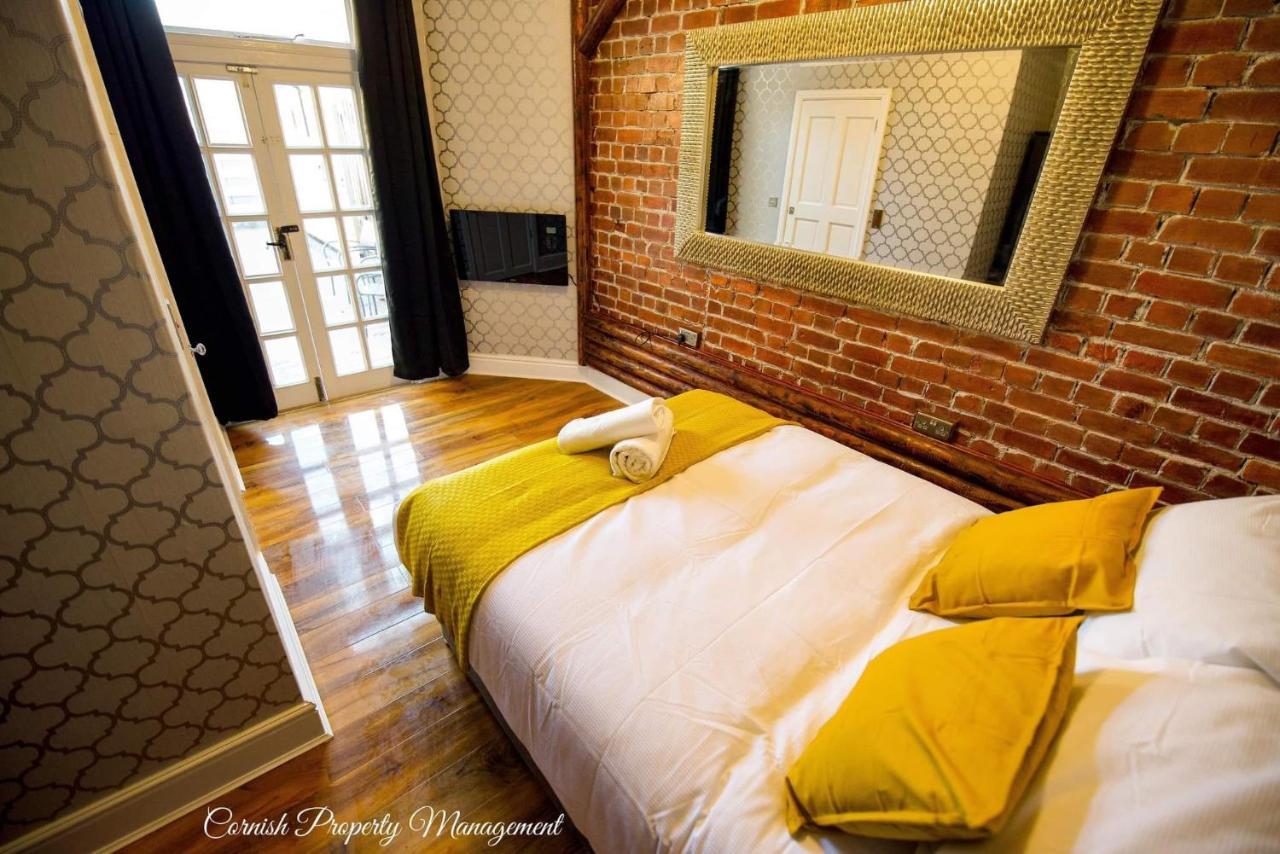 River Street Apartments トルーロー エクステリア 写真